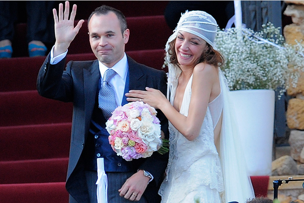 La novia de Messi mostró su pancita en el casamiento de Iniesta