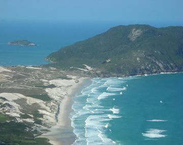 Ésta es la playa donde desaparecieron dos turistas argentinos