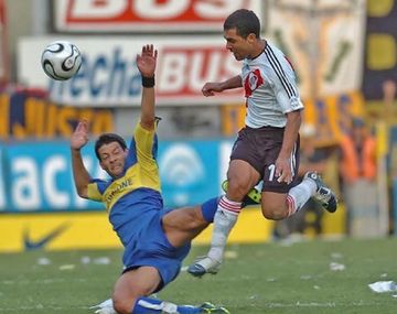 Superclásico caliente: siete patadas históricas en un Boca- River