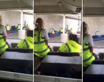 Mirá cómo los empleados de un aeropuerto maltratan las valijas