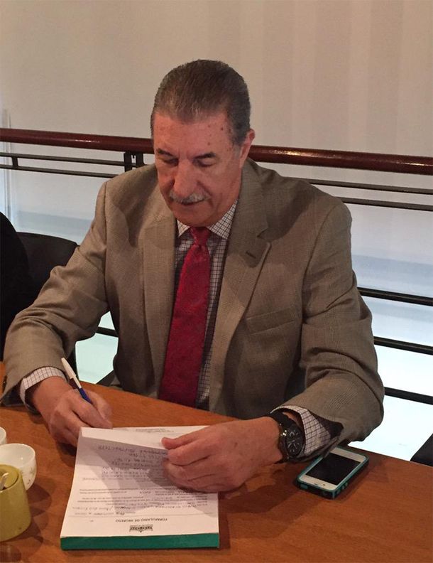 Nos copiamos de un fútbol que está en crisis, dijo el dirigente que votó en contra