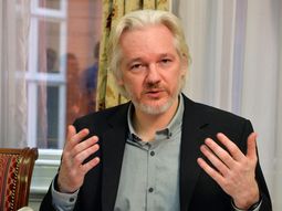 assange culpo a los servicios secretos franceses por el ataque en paris assange culpo a los servicios secretos franceses por el ataque en paris