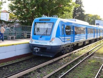 Marcha atrás: Macri derogó el decreto que permitía cerrar ramales de trenes