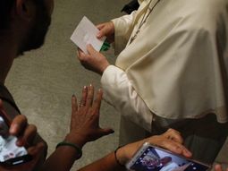 El Papa, como cabeza de la Iglesia, está en contra del aborto y de cualquier ley que lo permita