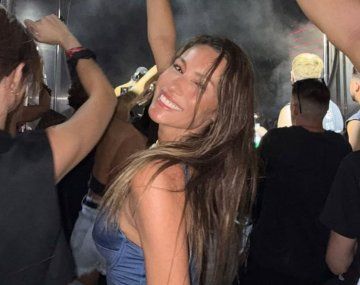 Pampita se mostró con un actor y los rumores de romance estallaron