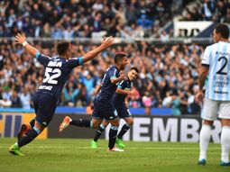 El Pulpo celebra su tanto, el golazo que abrió el marcador El Pulpo celebra su tanto, el golazo que abrió el marcador