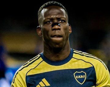 Advíncula rompió el silencio sobre su posible pase a Alianza Lima: qué dijo