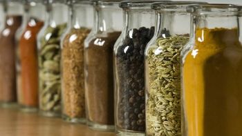 La Anmat prohibió dos condimentos elaborados en Santa Fe La Anmat prohibió dos condimentos elaborados en Santa Fe