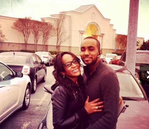 La hija de Whitney Houston de novia con su hermanastro