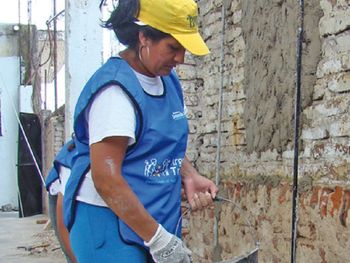 Ellas Hacen: las beneficiarias, protegidas para denunciar