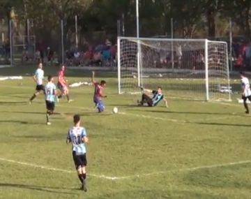 El insólito penal que se cobró en la Liga Rafaelina