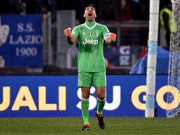 Guillermo lo admitió y los hinchas se ilusionan: ¿cuánto le ofreció Boca a Buffon?