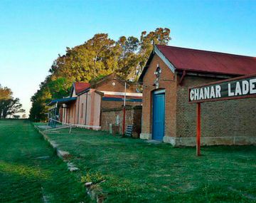 Cha&ntilde;ar Ladeado