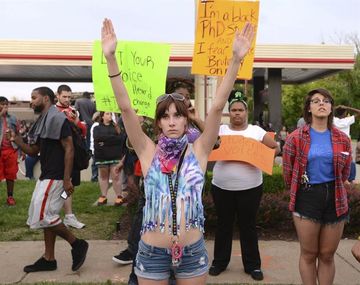 Se extiende la protesta por el crimen de un afroamericano