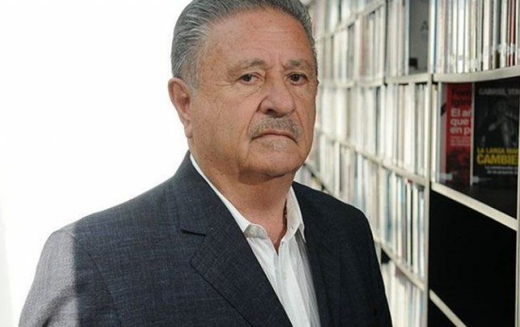 Eduardo Duhalde está aislado y fue hisopado