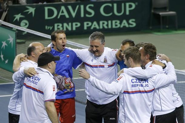 Copa Davis: el campeón República Checa se metió en semifinales