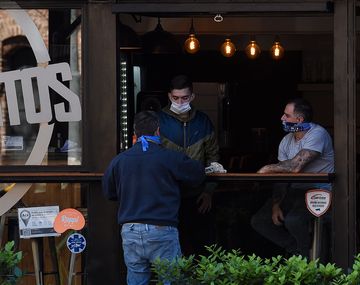 Suspenden varias actividades no esenciales en Rosario y cinco departamentos de Santa Fe