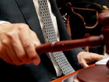 Revocan un fallo que forzaba a una menor a tener contacto con su madre