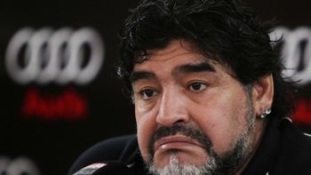 maradona se debate entre dirigir en china o en tristan suarez maradona se debate entre dirigir en china o en tristan suarez