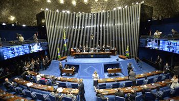 vivo: sesion clave en el senado de brasil por el futuro de dilma rousseff vivo: sesion clave en el senado de brasil por el futuro de dilma rousseff