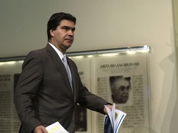 El jefe de Gabinete acusa a los empresarios de querer exprimir a los consumidores