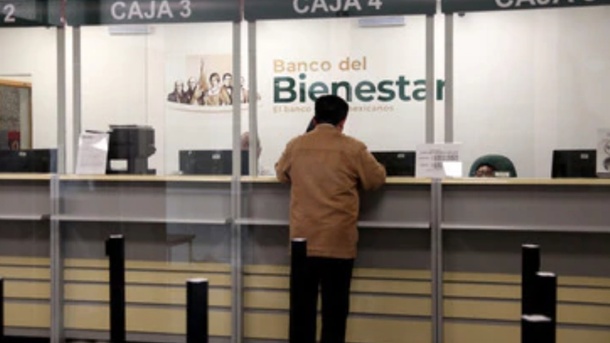 ¿Abren los bancos este Jueves Santo?