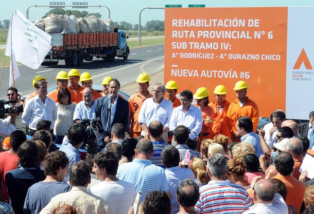 Scioli inauguró obras en la autovía 6: Muchos la prometieron, nosotros la cumplimos