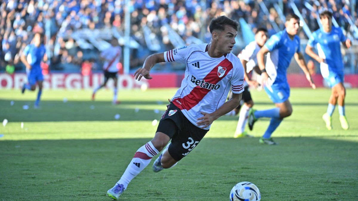 Estudiantes (RC) vs. River, por el Torneo Apertura: goles, resultado en vivo y minuto a minuto