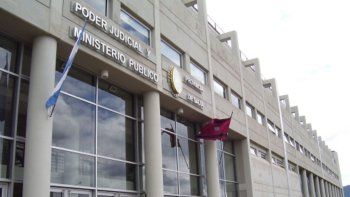 salta: detienen a un agente de la federal por distribuir material de abuso infantil salta: detienen a un agente de la federal por distribuir material de abuso infantil