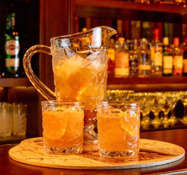 Por Nicolás Ezequiel Borda, bartender de La Capitana Por Nicolás Ezequiel Borda, bartender de La Capitana