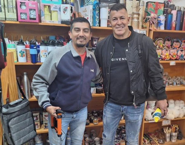 Jorge Almirón se tomó vacaciones y los hinchas de Boca lo criticaron en las redes