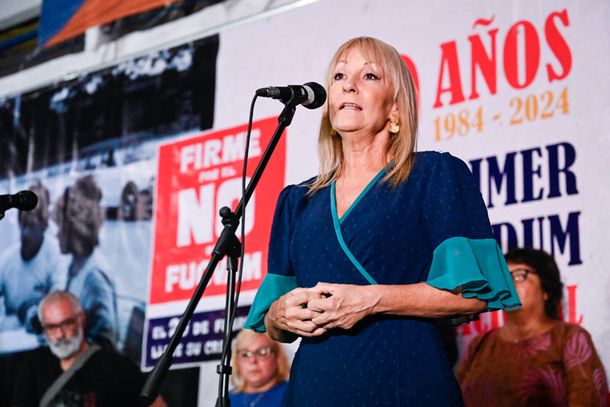 La precandidata presidencial del Frente Amplio