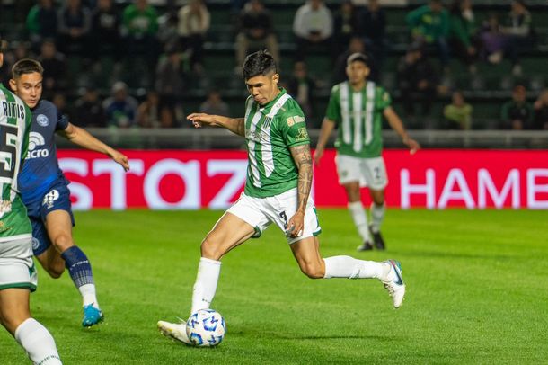 Banfield se impuso 2-0 ante Independiente Rivadavia en el Sur