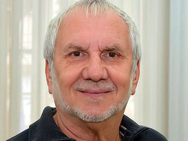 Murió Jorge Maestro, guionista de éxitos como Montaña rusa, Clave de Sol y La banda del Golden Rocket