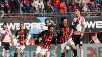 El delantero ya definió y arranca su carrera a puro festejo El delantero ya definió y arranca su carrera a puro festejo