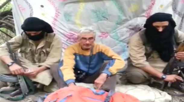 Un desprendimiento de ISIS secuestró a un ciudadano francés y amenaza con asesinarlo