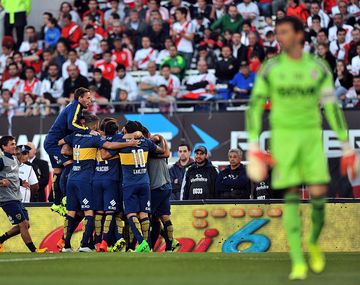 Domingo de resurrección: Boca le ganó a River en el Monumental y es líder