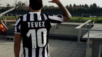 tevez y una prueba muy dificil para celebrar con la juventus tevez y una prueba muy dificil para celebrar con la juventus