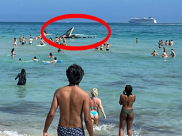 Así se cayó helicóptero al mar en una playa de Miami llena de turistas