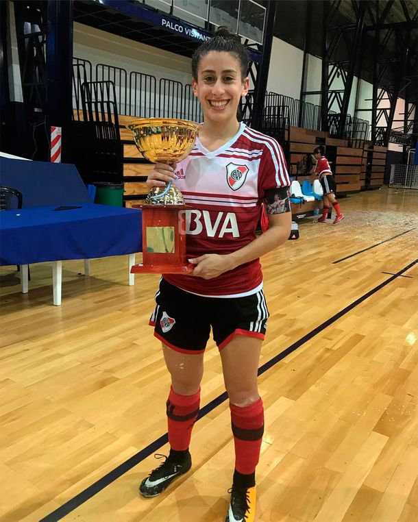 La futbolista de River Ludmila Martínez denunció que fue abusada por un ex entrenador