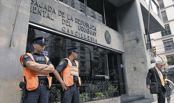 Uruguay vende la sede de su embajada en Buenos Aires