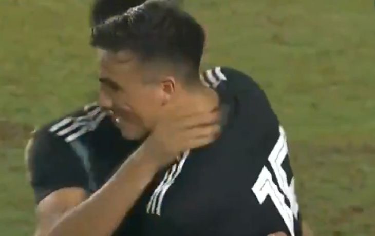 Paredes saluda al Pity