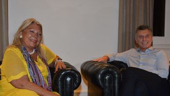 Elisa Carrió y Mauricio Macri en Olivos Elisa Carrió y Mauricio Macri en Olivos