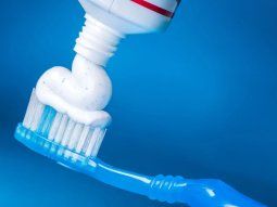 La ANMAT prohibió un dentífrico: qué marca no hay que comprar