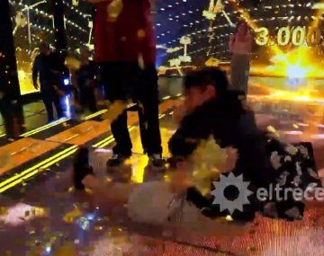 Su nieto la tackleó tras ganar $3 millones en Los 8 Escalones