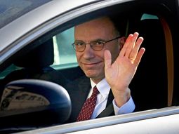 el jefe de gobierno italiano presento su dimision el jefe de gobierno italiano presento su dimision