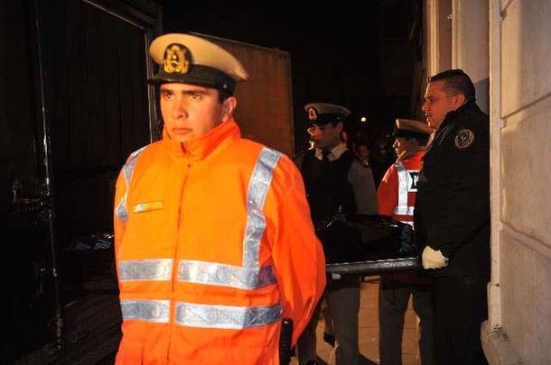 Mató a puñaladas a su mujer en Boedo y se entregó a la policía