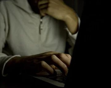 Un hombre sordo demandó a un sitio porno por no tener subtítulos en los videos