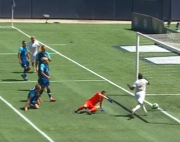 ¿El errado del año? El insólito blooper en la Liga de Canadá