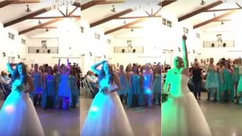 La mujer lanzó la peluca en vez del ramo y sus amigas la felicitaron La mujer lanzó la peluca en vez del ramo y sus amigas la felicitaron